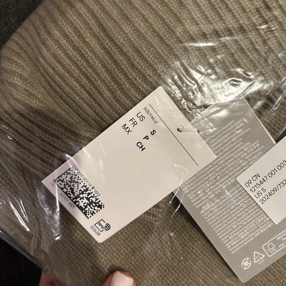 H&M Cashmere-blend Turtleneck Sweater - Picture 4 of 6